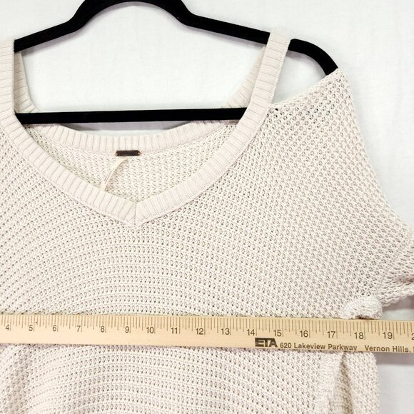 Free People Cold Shoulder Top Women's Small Ivory Raw Fringe Boho Waffle Sweater - Picture 6 of 12